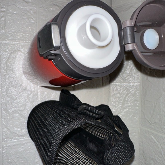 NUO & JIN insulated travel tumbler with holder - Picture 3 of 3